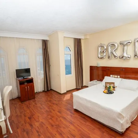 Nazar Otel 3*