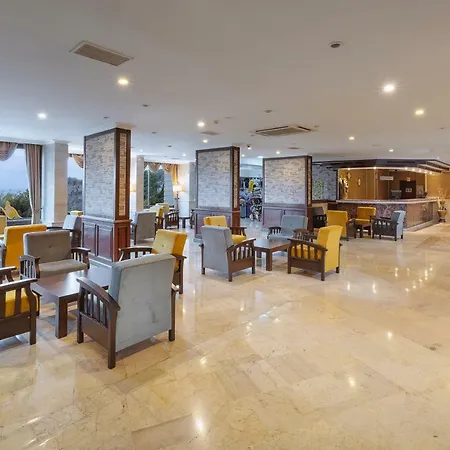 Otel Nazar 3*